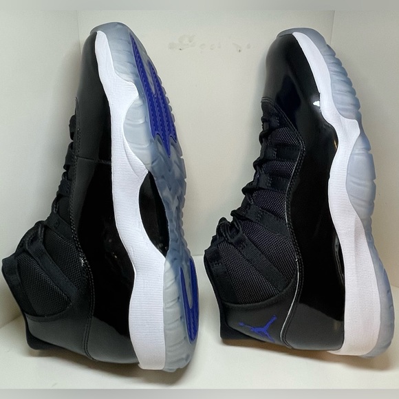 Air Jordan 11 ‘Space Jam’ - Picture 8 of 8